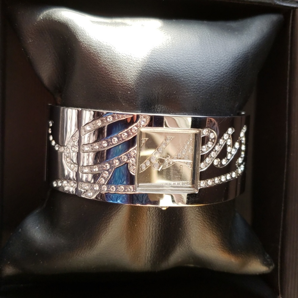 Guess Bracelet Watch